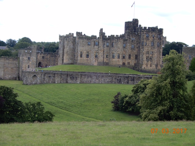 579646B9-BA75-4245-9345-41FD54D11FFB