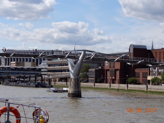 36D33B4A-B53A-47C8-84F3-63207CAE6F06