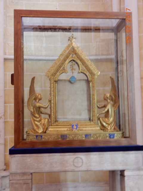 104C8D2C-DAEF-4A64-9599-CBBDEDB4C6D1