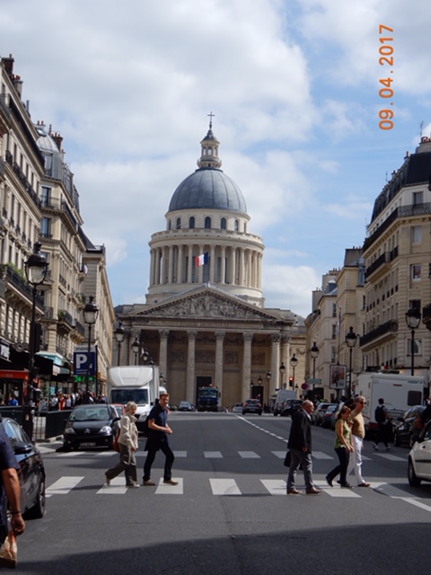 1C07E3B2-DE45-425B-BF55-D2CF60668406