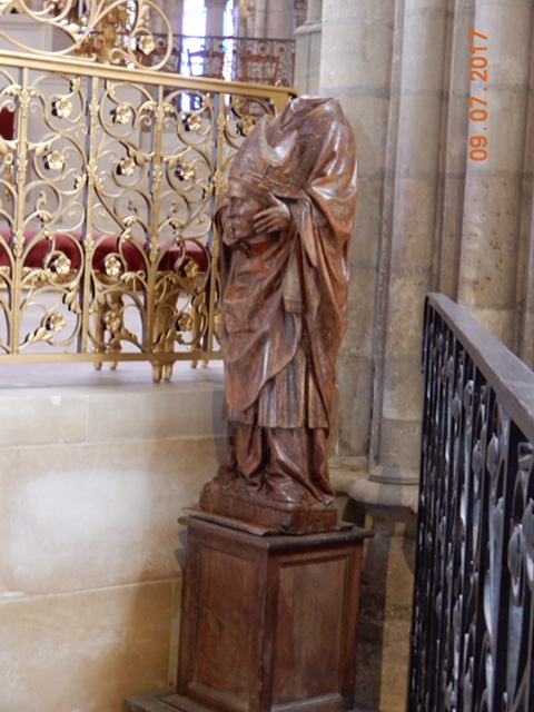 74F73B40-4331-419A-B47B-098CA511058B